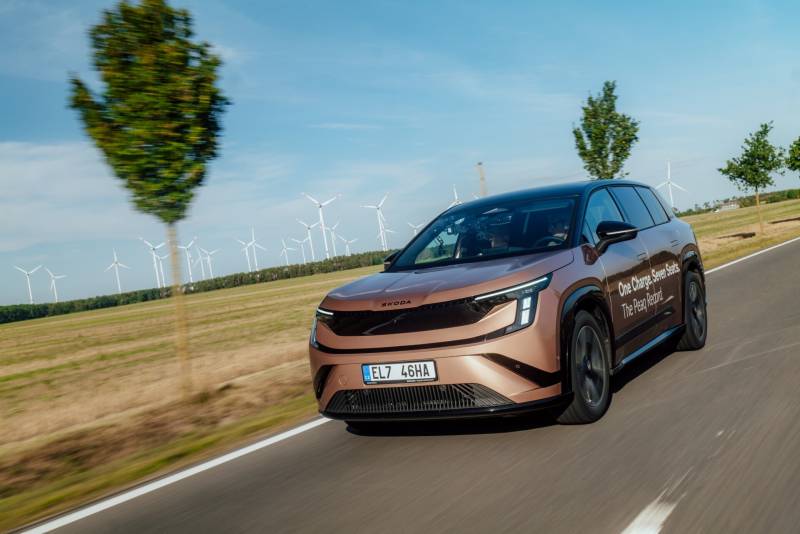 Campanha Škoda Superb Break Um bom negócio, para os seus negócios. - Auto Maran Coimbra